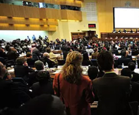 澎龙电池惊艳亮相2025上海法兰克福汽配展，展台咨询络绎不绝